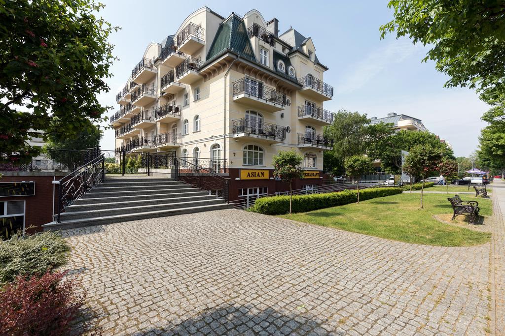 Apartamenty Trzy Korony By Noclegi Renters Swinoujscie Kültér fotó